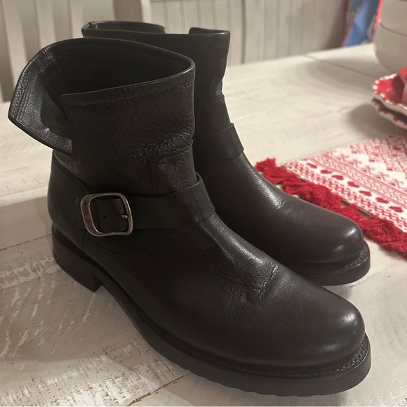 Frye Veronica booties size 8.5 black - Picture 5 of 11